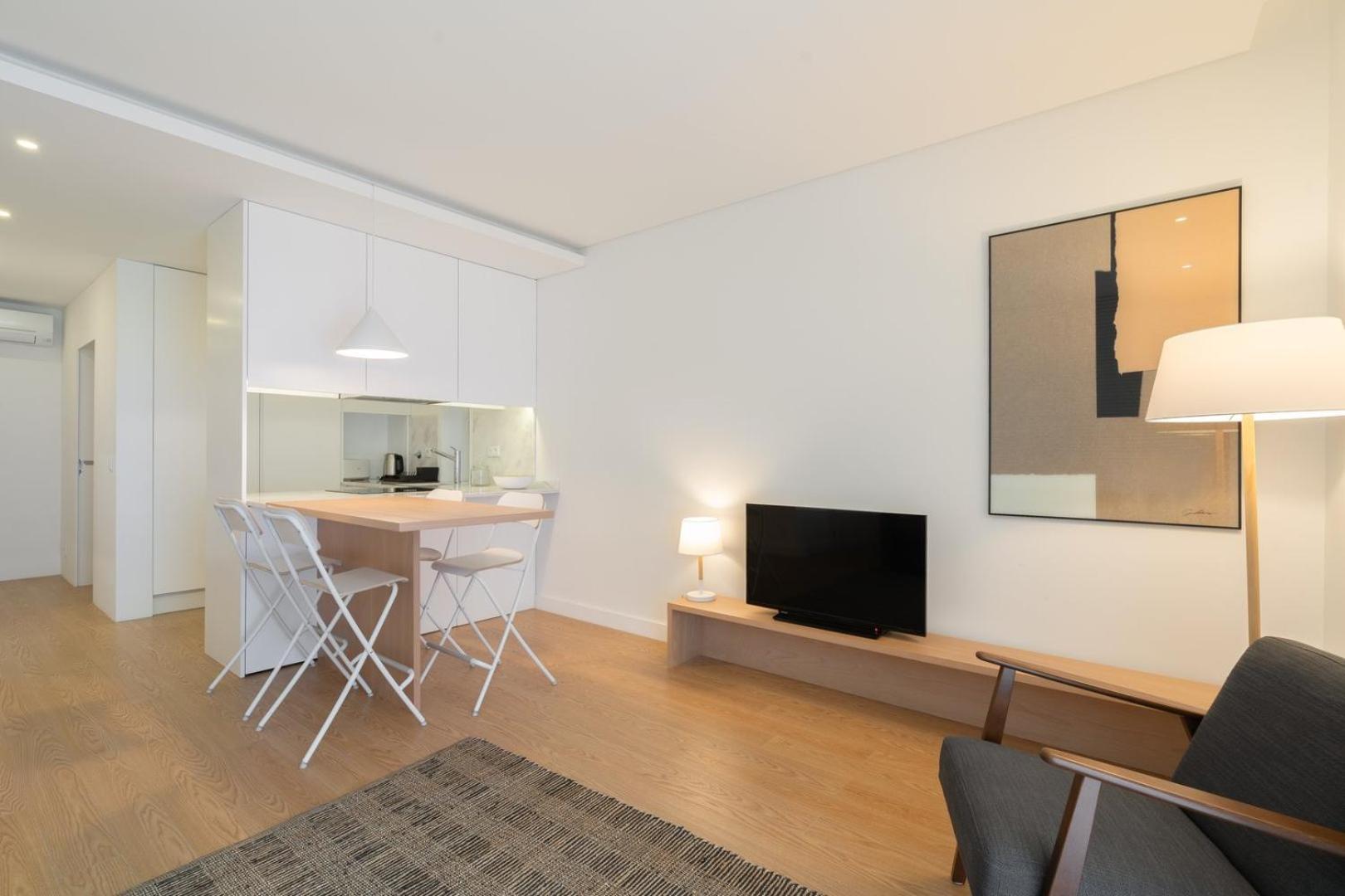 פורטו Guestready - Modern 2-Bedroom Apt In Cedofeita מראה חיצוני תמונה